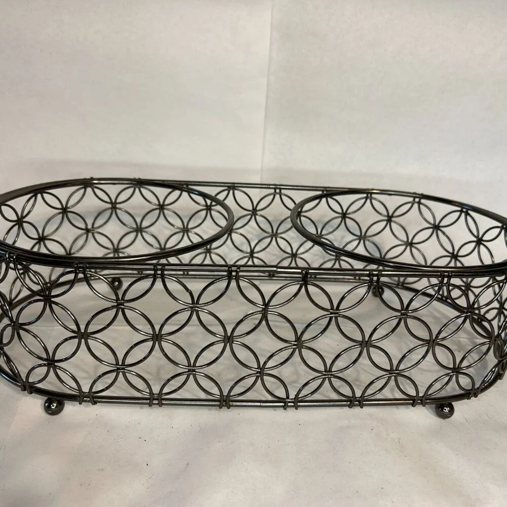 NWOT Metal Elevated Dog Food Bowl Stand – Stylish & Functional Pet Feeder